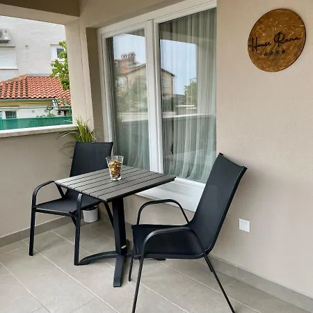 House Runa Апартаменты Пореч